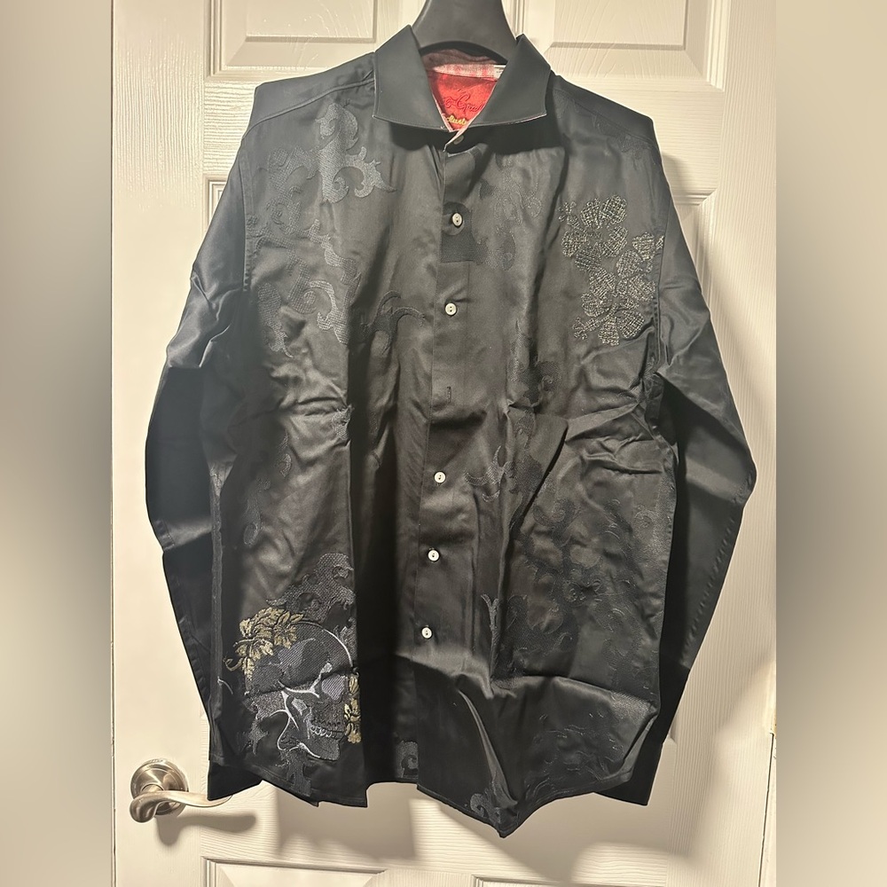 Robert Graham EXCLUSIVE Button Down - Paisley and Skull Pattern - Medium